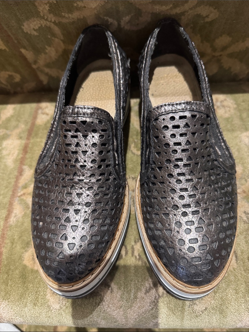 New, never worn Summit Platform Metallic Women’s Loafers